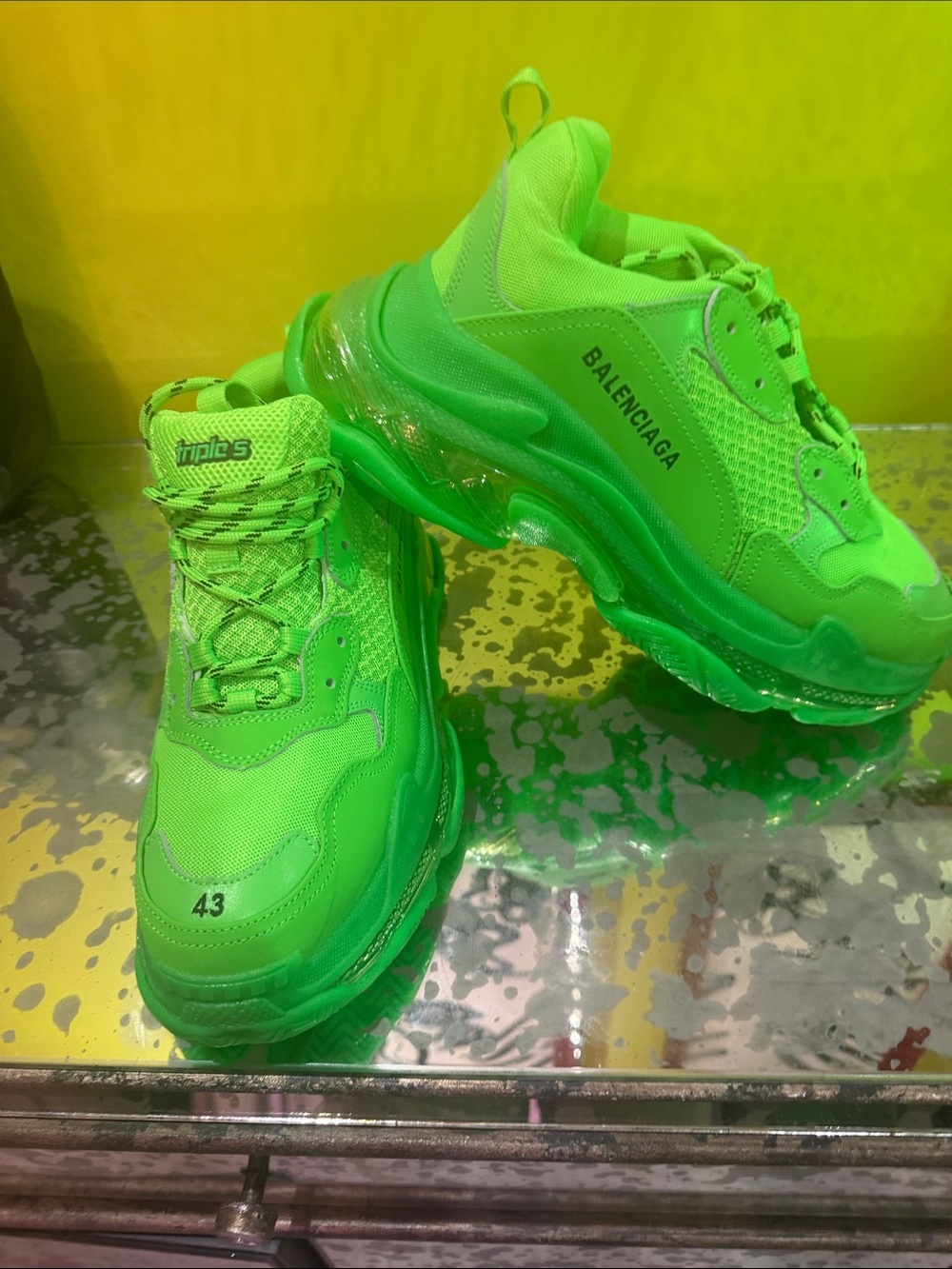 Baleci faux Triple S Bright Neon Green Sneakers